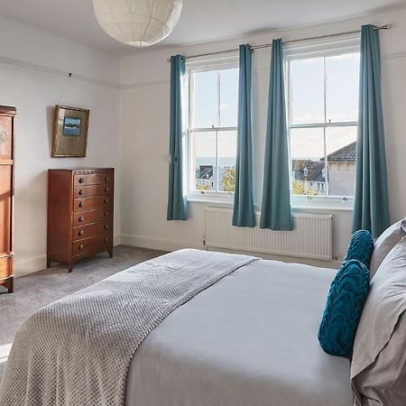 Beautiful Sea View Apartment In St Leonards On Sea Exterior foto