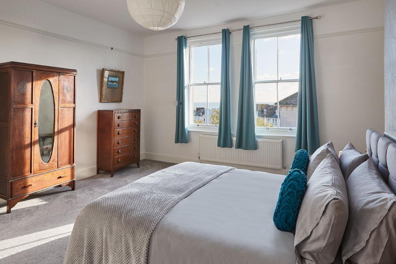 Beautiful Sea View Apartment In St Leonards On Sea Exterior foto