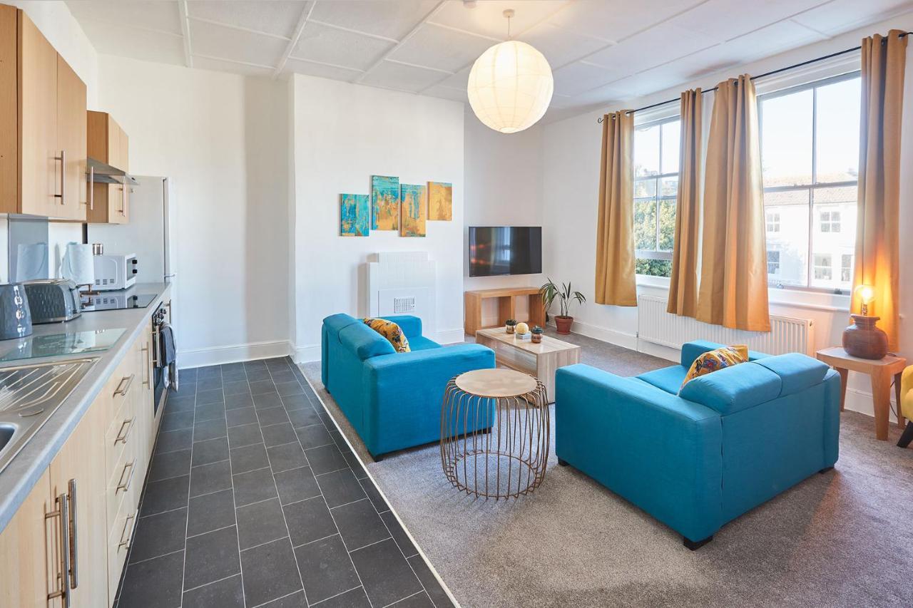 Beautiful Sea View Apartment In St Leonards On Sea Exterior foto