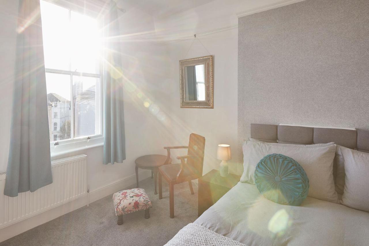 Beautiful Sea View Apartment In St Leonards On Sea Exterior foto