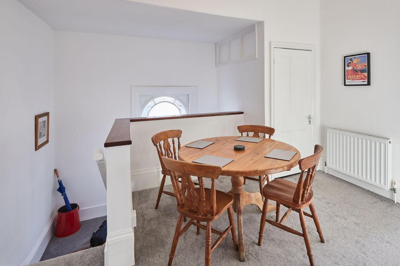 Beautiful Sea View Apartment In St Leonards On Sea Exterior foto